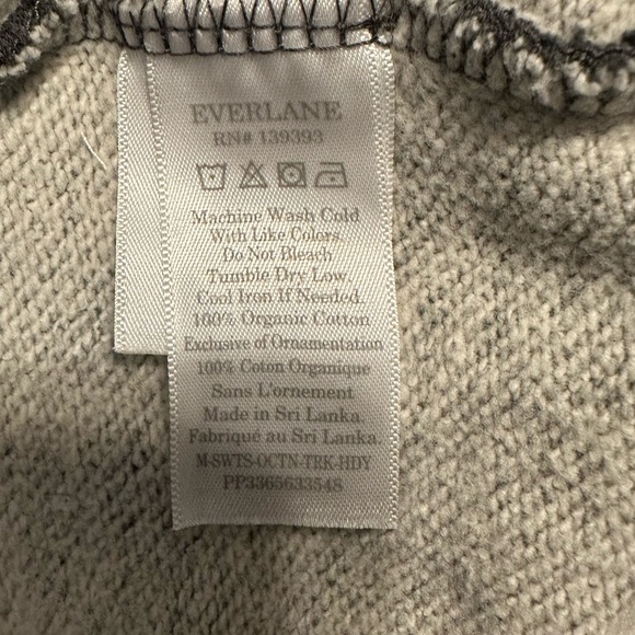 NWT! Everlane The Track Hoodie | Organic
Cotton Heather‎ Grey Hooded
Sweatshirt - Picture 7 of 11
